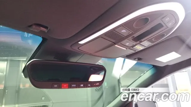 Genesis G70 Новый G70 Бензин 3.3T 2WD — Фото автомобиля 17
