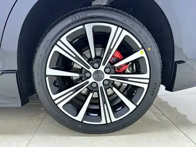 Geely Xingrui — Фото автомобиля 16