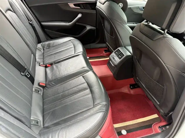Audi A4L — Фото автомобиля 15