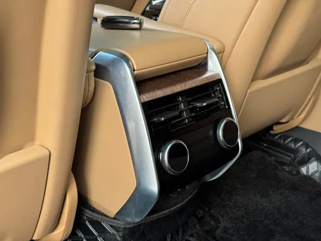 Land Rover Range Rover — Фото автомобиля 15