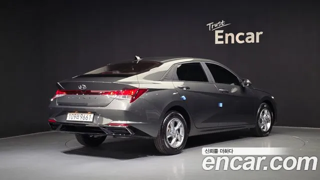 Hyundai AVANTE Avante (CN7) — Фото автомобиля 2