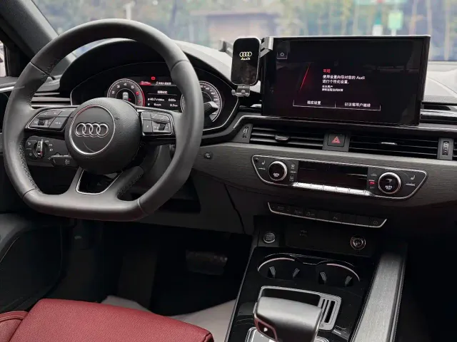 Audi A4L — Фото автомобиля 7