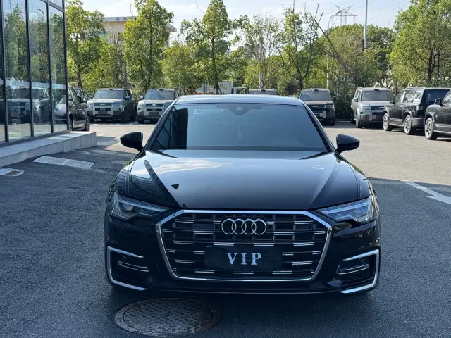 Audi A6L — Фото автомобиля 2