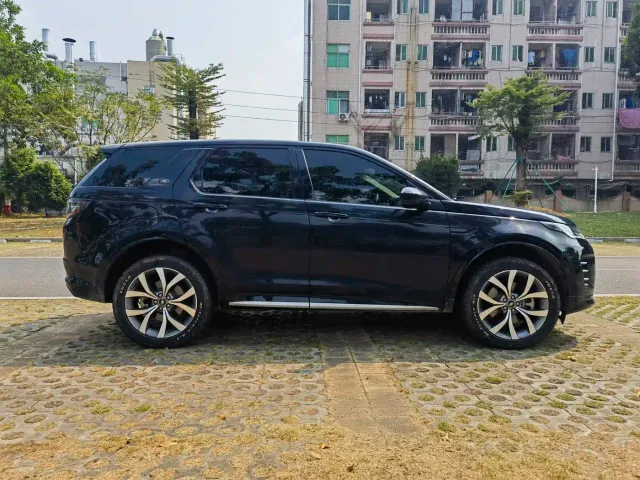 Land Rover Discovery Sport — Фото автомобиля 7