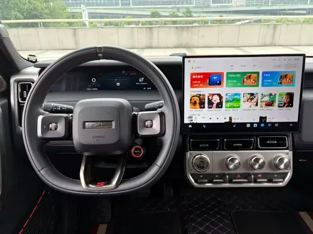 iCAR V23 — Фото автомобиля 16