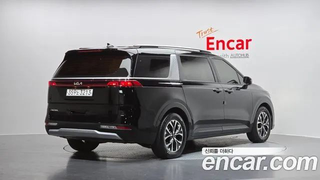 Kia Canival Carnival 4 поколение Бензин 9 мест Prestige — Фото автомобиля 2