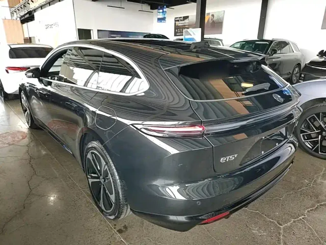 Nio ET5 Touring — Фото автомобиля 22
