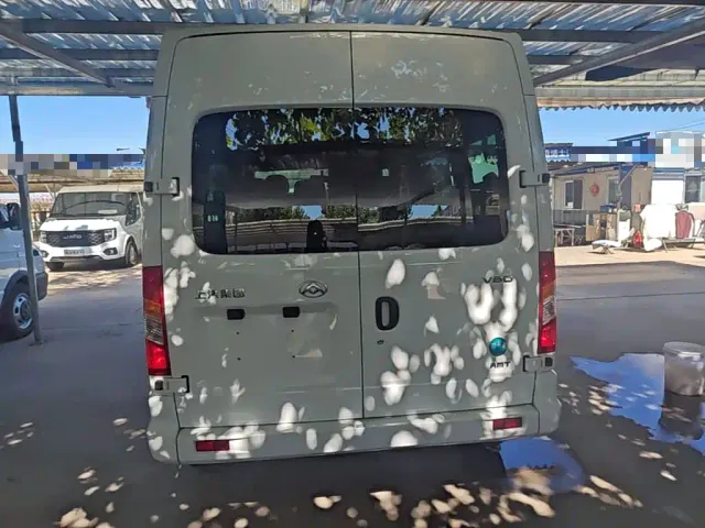 Maxus Xintu V80 — Фото автомобиля 5