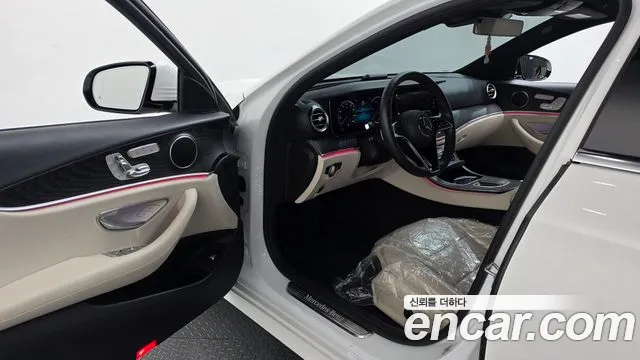 Mercedes-Benz E-Class W213 — Фото автомобиля 15