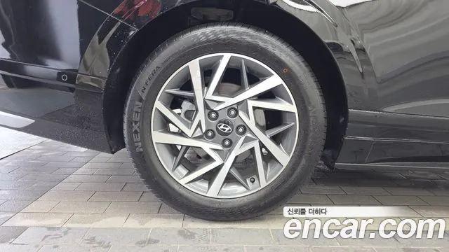 Hyundai Grandeur Grandeur (GN7) 2.5 Бензин 2WD — Фото автомобиля 4