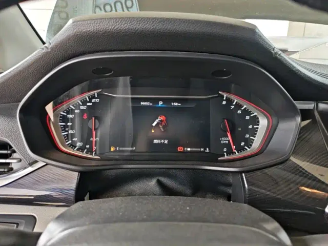 Maxus G50 — Фото автомобиля 11
