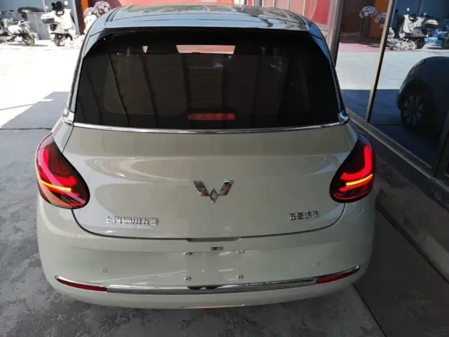 Wuling Bingo — Фото автомобиля 5