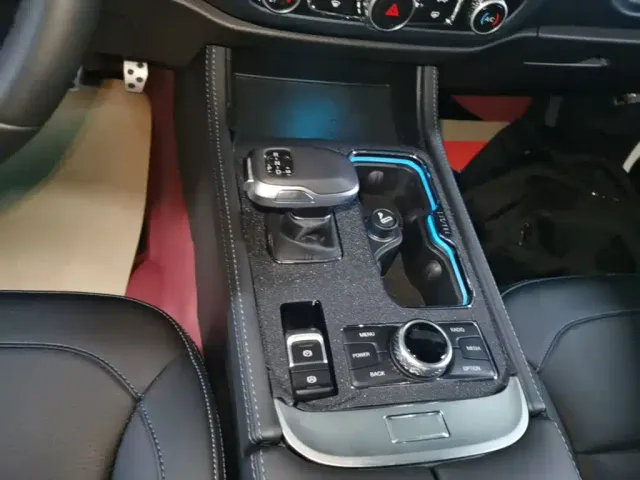 BAIC BJ40 — Фото автомобиля 13