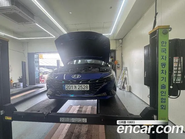 Фотография автомобиля — Hyundai AVANTE