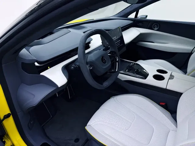 Lotus Emeya — Фото автомобиля 10