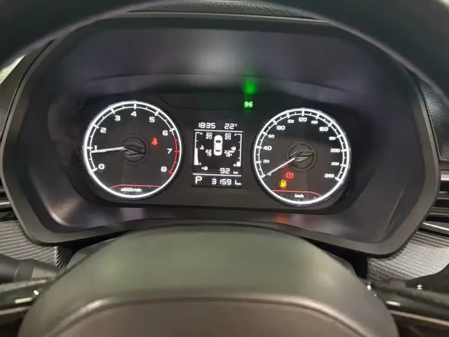 Geely Emgrand — Фото автомобиля 10