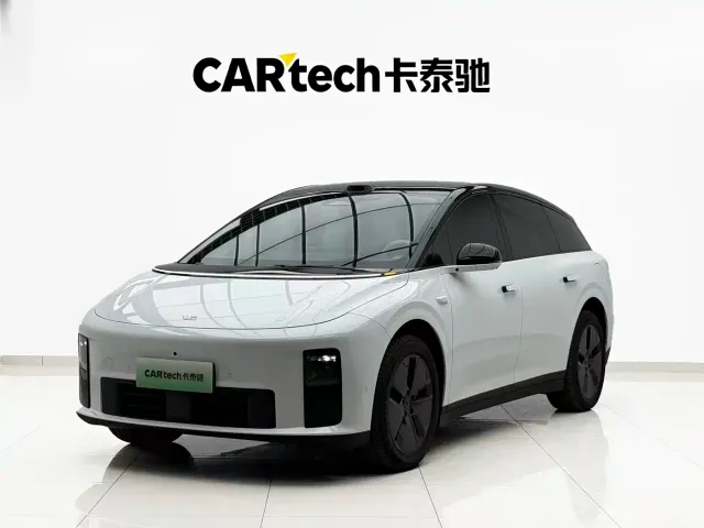 Фотография автомобиля — Li Auto i6