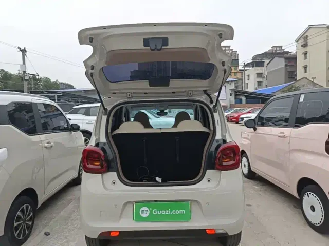 Wuling Hongguang Mini EV — Фото автомобиля 18