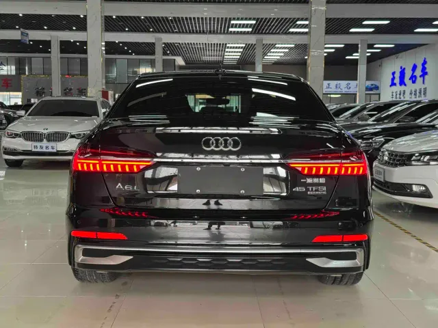Audi A6L — Фото автомобиля 8
