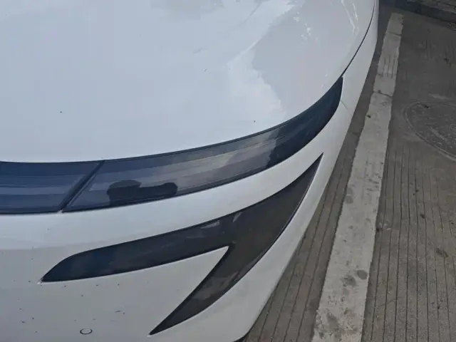 Nissan N7 — Фото автомобиля 5