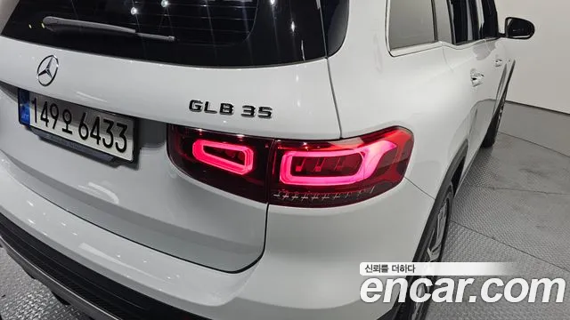 Mercedes-Benz GLB-Class — Фото автомобиля 23
