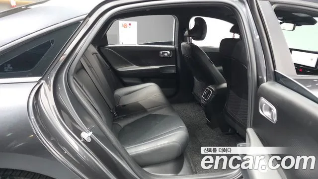 Hyundai Ioniq 6 — Фото автомобиля 18
