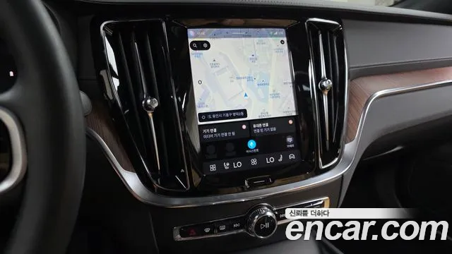 Вольво S60 S60 третьего поколения B5 Ultimate Bright — Фото автомобиля 13