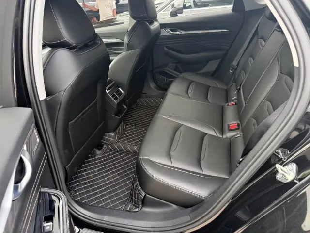 Geely Xingrui — Фото автомобиля 8