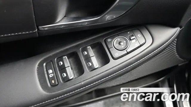 Hyundai Sonata — Фото автомобиля 17