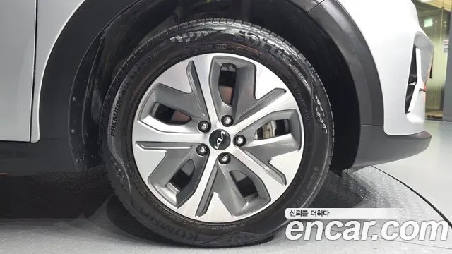 Kia Niro Niro Plus Air — Фото автомобиля 21
