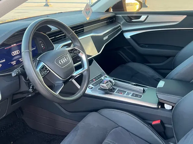 Audi A7L — Фото автомобиля 5
