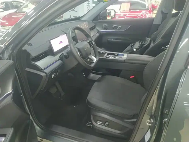 Chery Tiggo 8 PLUS — Фото автомобиля 14