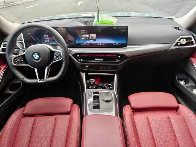 BMW 3 Series — Фото автомобиля 4
