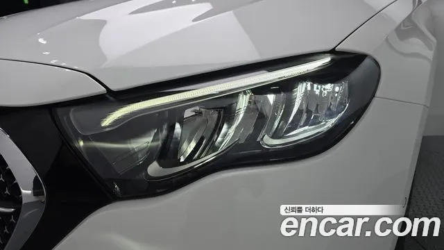 Mercedes-Benz E-Class W214 — Фото автомобиля 21