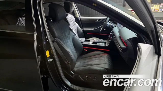 Genesis G80 Бензин 3.5 турбо AWD — Фото автомобиля 12