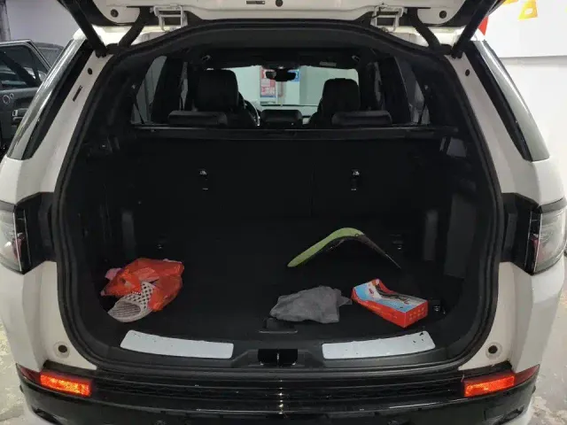 Land Rover Discovery Sport — Фото автомобиля 7