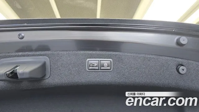 Genesis G80 Бензин 2.5 турбо 2WD — Фото автомобиля 28