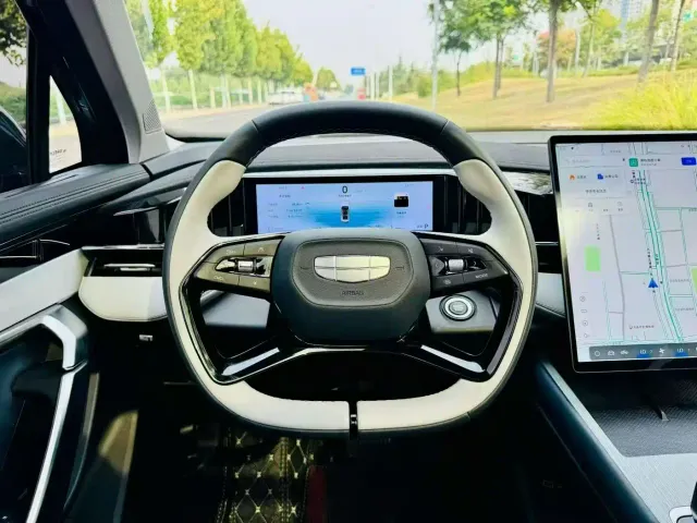 Geely Boyue L — Фото автомобиля 7