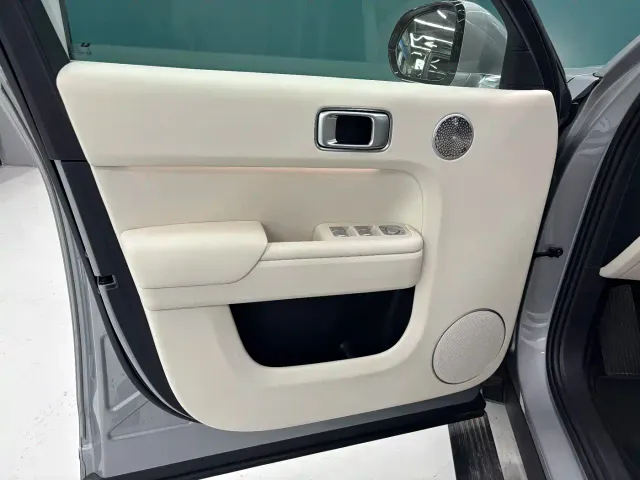Li Auto L7 — Фото автомобиля 7