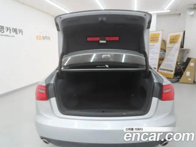 Kia Carnival 4th Gen — Фото автомобиля 18