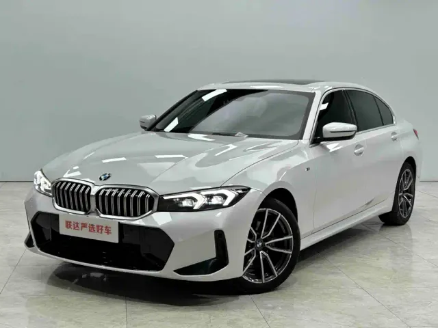 BMW 3 Series — Фото автомобиля 2
