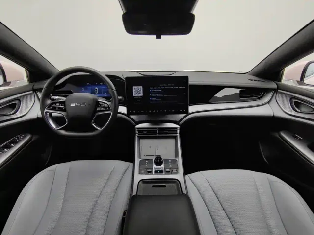 BYD Seal — Фото автомобиля 5