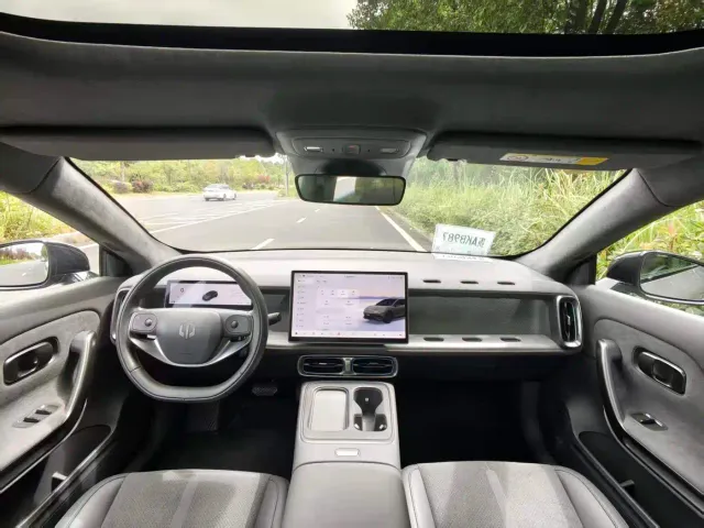 Leapmotor Lafa 5 — Фото автомобиля 7