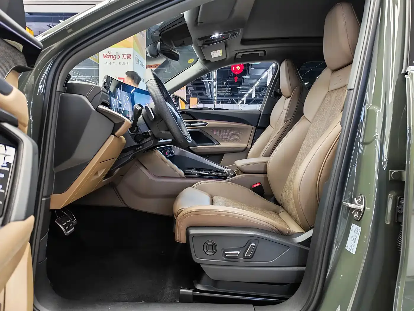 Audi Audi Q5L 2026 Luxury Sport 150kW — Фото автомобиля 4