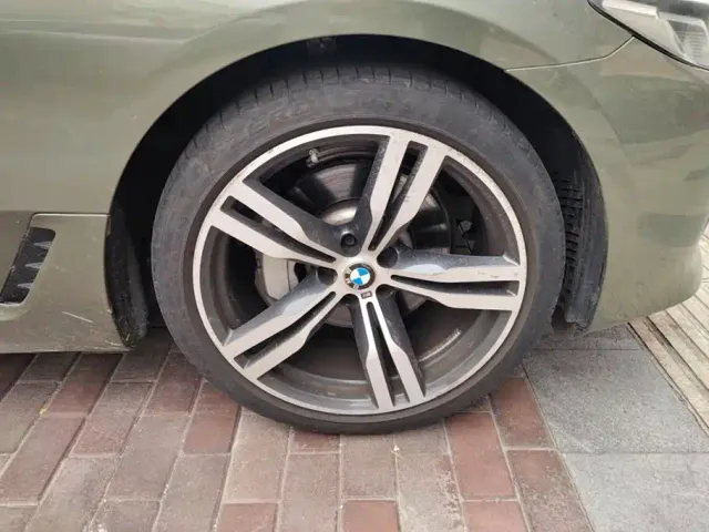 BMW 6 Series Gran Turismo — Фото автомобиля 6