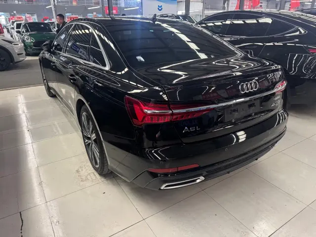 Audi A6L — Фото автомобиля 15