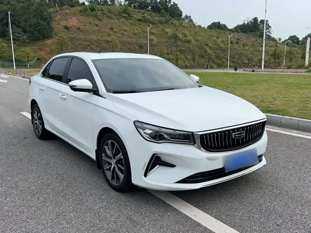Geely Emgrand — Фото автомобиля 21