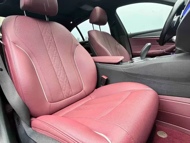 BMW 5 Series — Фото автомобиля 5