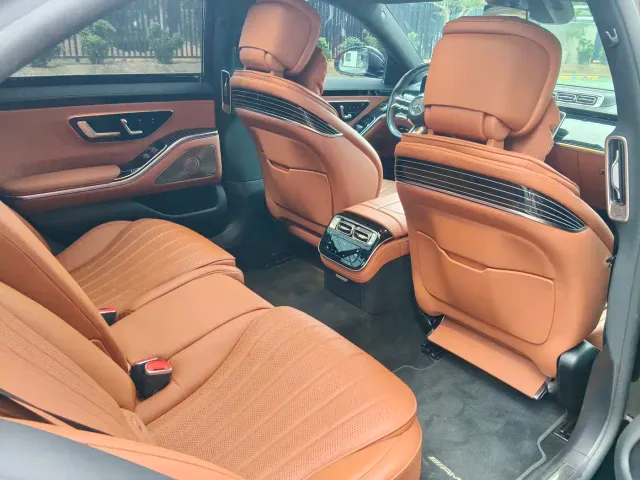 Mercedes-Benz S-Class — Фото автомобиля 8