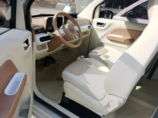 Wuling Hongguang Mini EV — Фото автомобиля 14